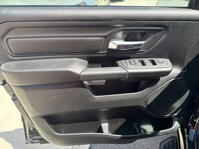2026 Ram 1500 Express Crew Cab 4x4 5'7" Box