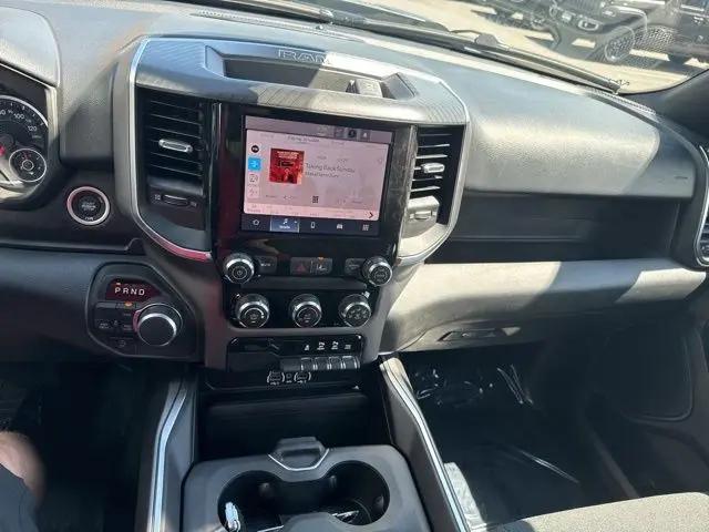 2026 Ram 1500 Express Crew Cab 4x4 5'7" Box