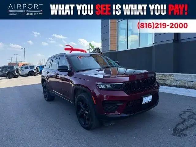 2023 Jeep Grand Cherokee Altitude 4x4 for sale in Platte City, MO