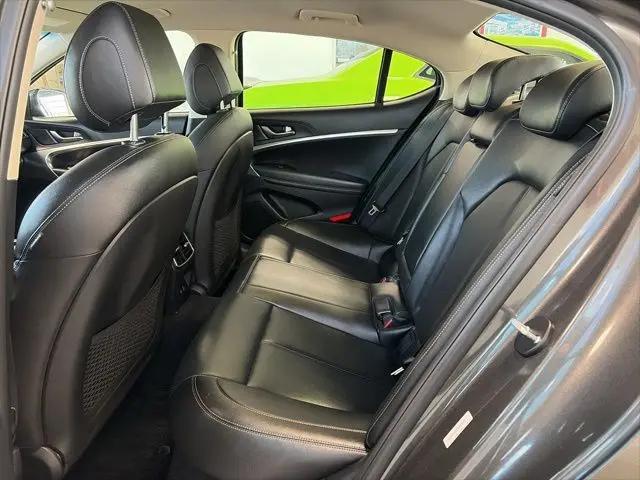 2025 Genesis G70 2.5T RWD