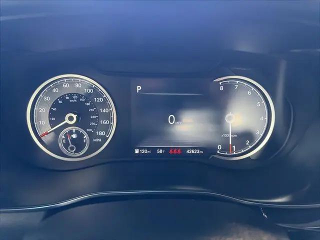 2025 Genesis G70 2.5T RWD
