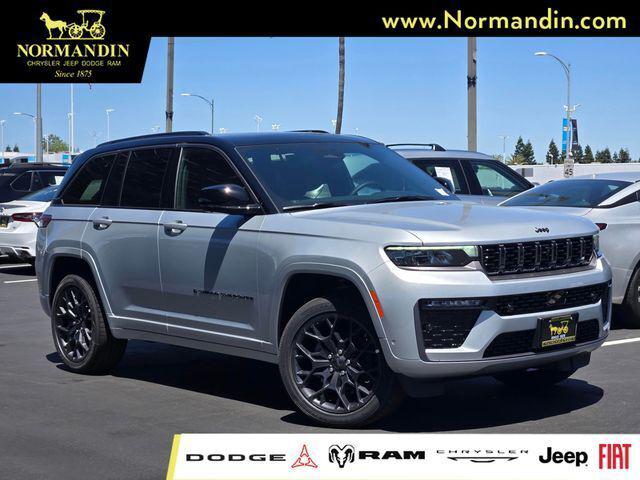 2026 Jeep Grand Cherokee GRAND CHEROKEE SUMMIT 4X4
