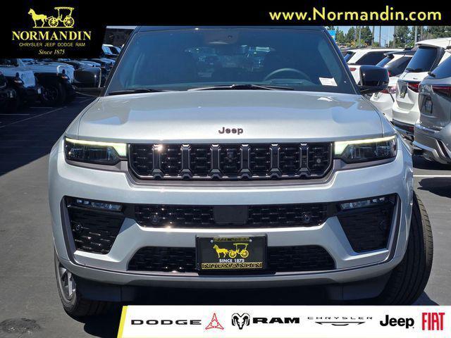 2026 Jeep Grand Cherokee GRAND CHEROKEE SUMMIT 4X4