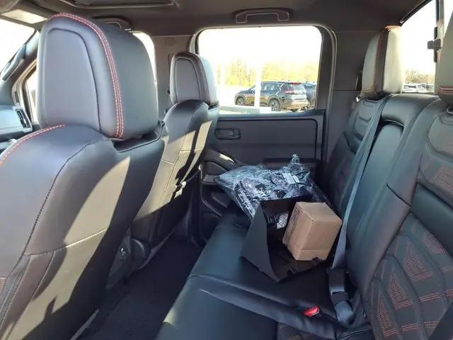 2026 Nissan Frontier Crew Cab PRO-4X 4x4