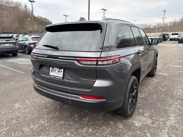 2026 Jeep Grand Cherokee Altitude 4x4