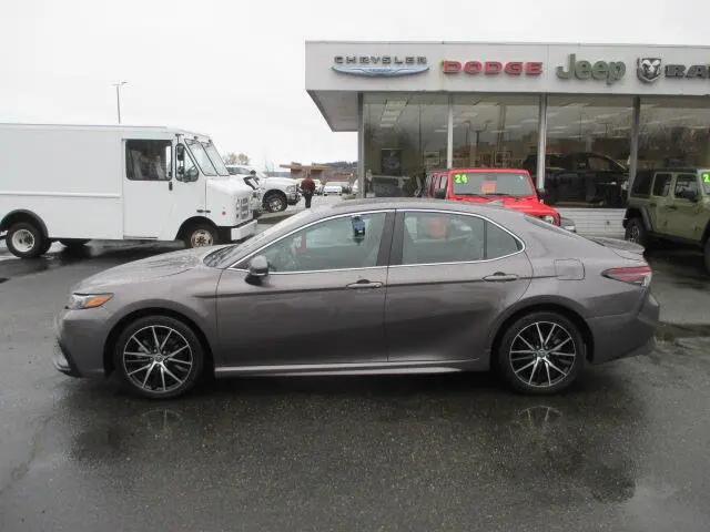 2023 Toyota Camry SE