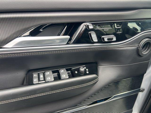 2024 Jeep Grand Wagoneer L Series II 4x4