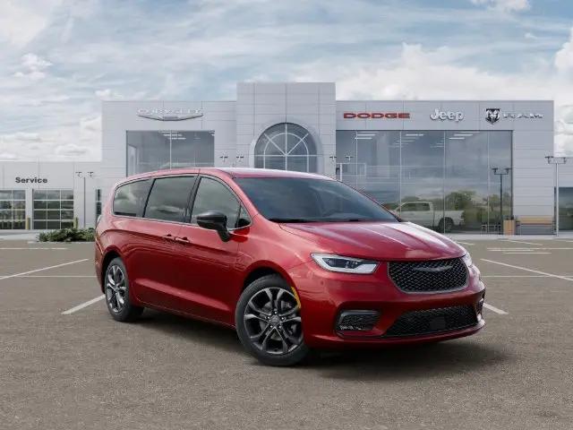 2026 Chrysler Pacifica Select