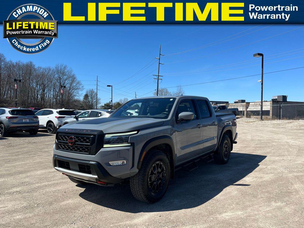 Boulder Gray Pearl 2023 Nissan Frontier PRO-4X Crew Cab 4WD Pickup Truck Four-Wheel Drive Automatic