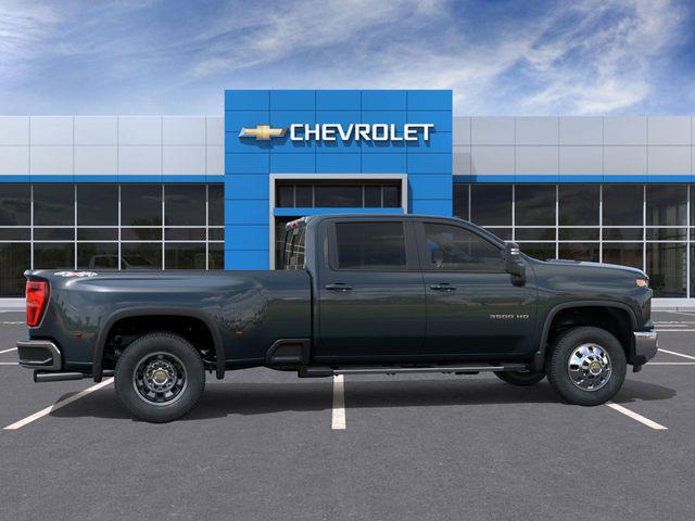 2026 Chevrolet Silverado 3500HD Crew Cab, Long Bed, LT Dual Rear Wheel, RWD