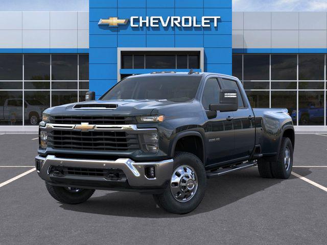2026 Chevrolet Silverado 3500HD Crew Cab, Long Bed, LT Dual Rear Wheel, RWD