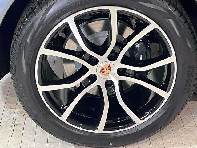 2026 Porsche Cayenne Unknown