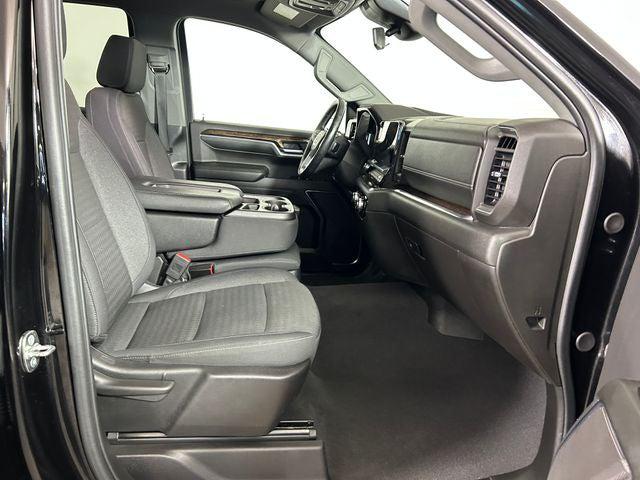 2024 GMC Sierra 1500 4WD Crew Cab Short Box Elevation with 3SB