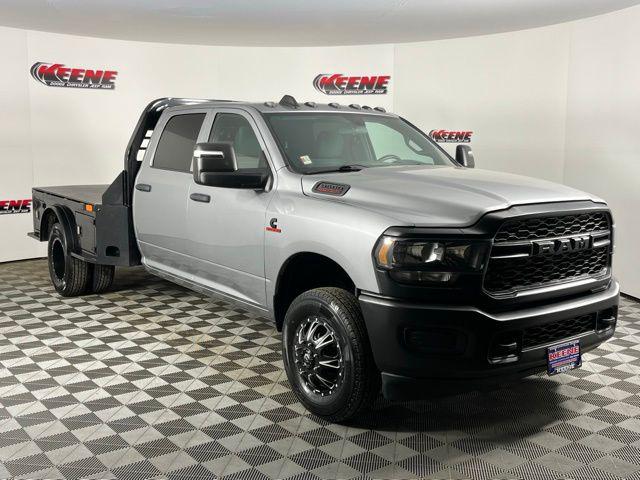 2024 RAM 3500 Tradesman Crew Cab 4x4 8 Box