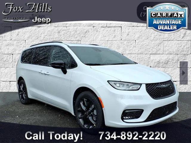 2026 Chrysler Pacifica PACIFICA SELECT AWD