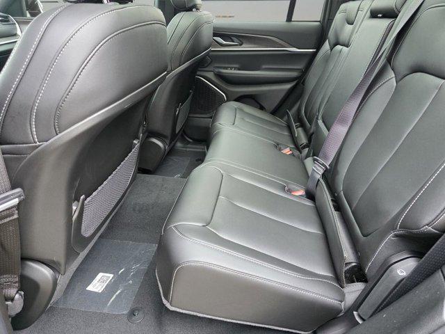 2026 Jeep Grand Cherokee Limited 4x2
