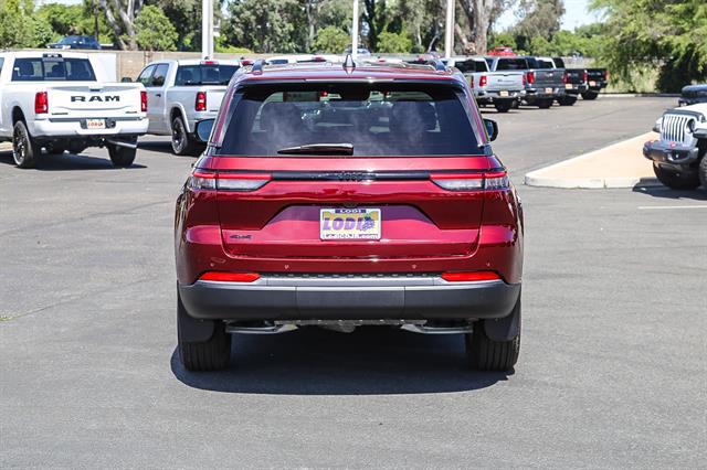 2026 Jeep Grand Cherokee Altitude 4x4