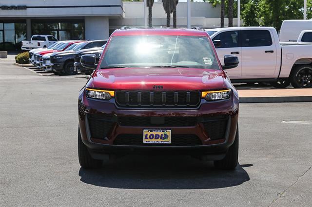 2026 Jeep Grand Cherokee Altitude 4x4