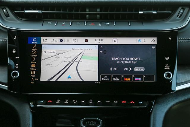 2026 Jeep Grand Cherokee Altitude 4x4