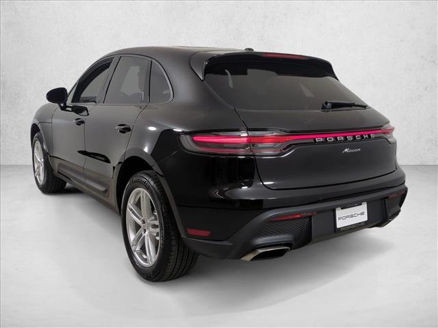 2026 Porsche Macan AWD