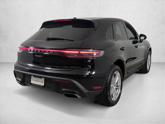 2026 Porsche Macan AWD