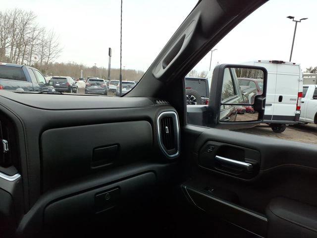2022 GMC Sierra 3500HD 4WD Crew Cab Standard Bed AT4
