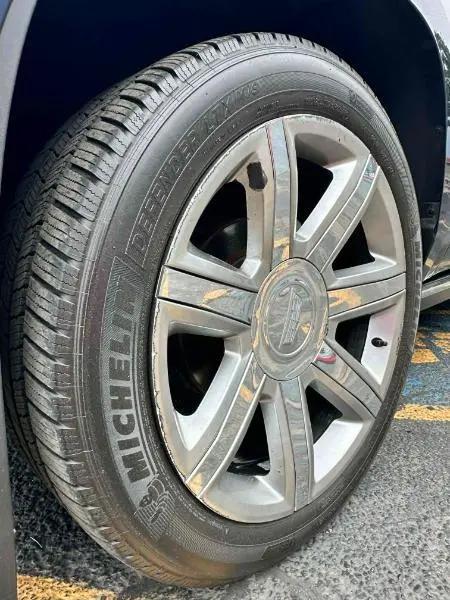 2017 Cadillac Escalade Premium Luxury