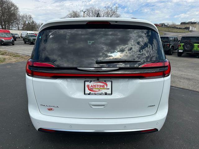 2026 Chrysler Pacifica Pinnacle AWD