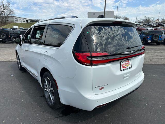 2026 Chrysler Pacifica Pinnacle AWD