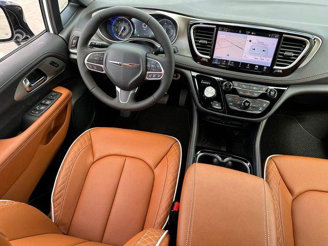 2026 Chrysler Pacifica Pinnacle AWD
