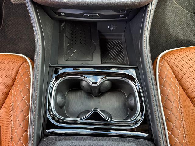 2026 Chrysler Pacifica Pinnacle AWD