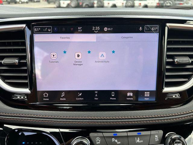 2026 Chrysler Pacifica Pinnacle AWD