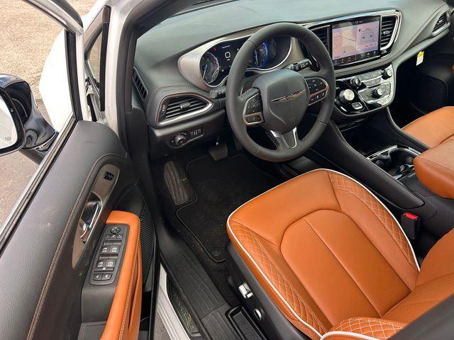 2026 Chrysler Pacifica Pinnacle AWD