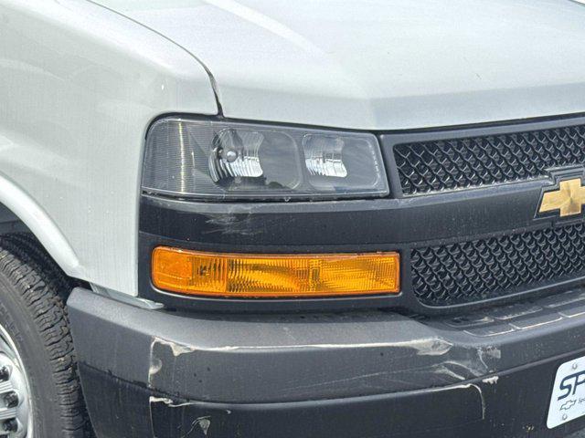 2025 Chevrolet Express Cargo Van RWD 2500 Regular Wheelbase WT