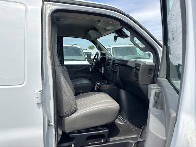 2025 Chevrolet Express Cargo Van RWD 2500 Regular Wheelbase WT