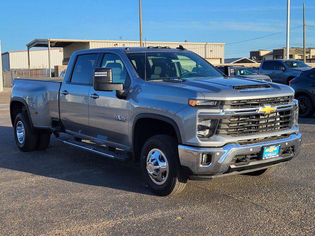 2026 Chevrolet Silverado 3500HD Crew Cab, Long Bed, LT Dual Rear Wheel, RWD