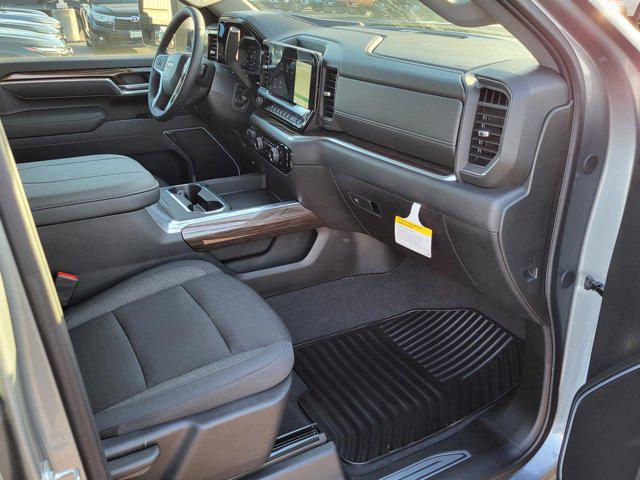 2026 Chevrolet Silverado 3500HD Crew Cab, Long Bed, LT Dual Rear Wheel, RWD