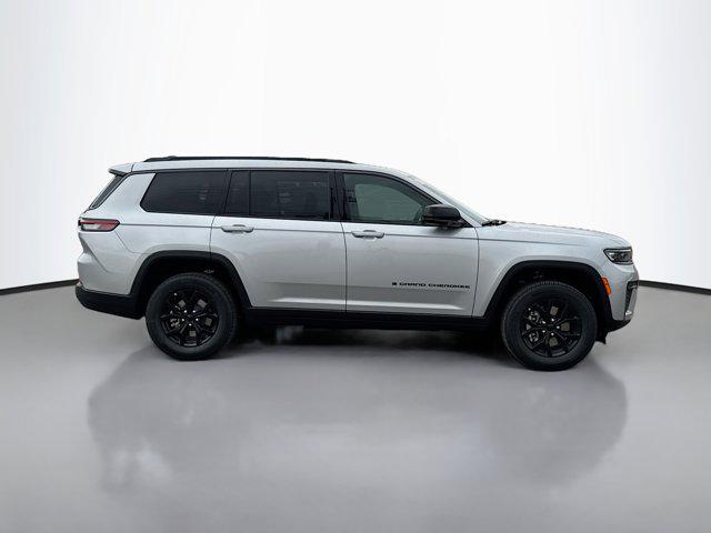 2026 Jeep Grand Cherokee L Altitude 4x4
