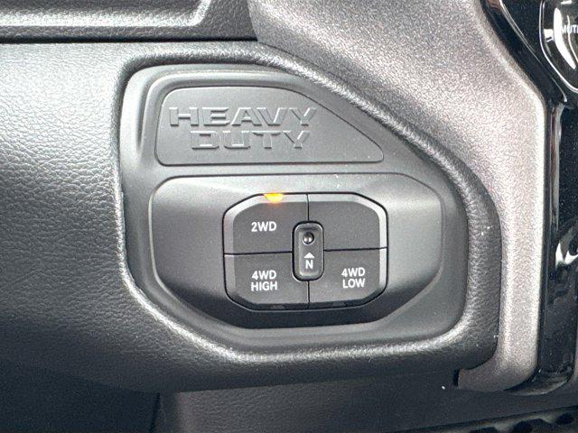 2026 Ram 2500 Black Express Crew Cab 4x4 6'4" Box