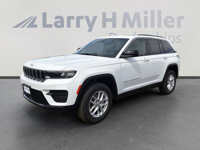 2026 Jeep Grand Cherokee Laredo 4x4 for sale in Aurora, CO