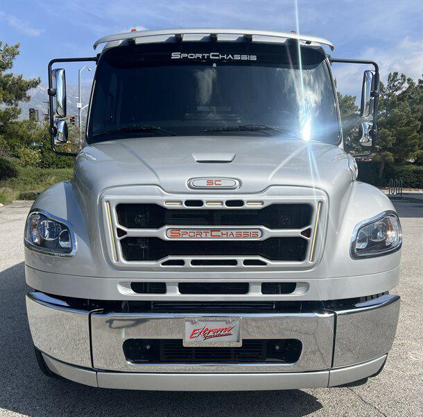 2025 Freightliner Lh5 SPORTCHASSIS