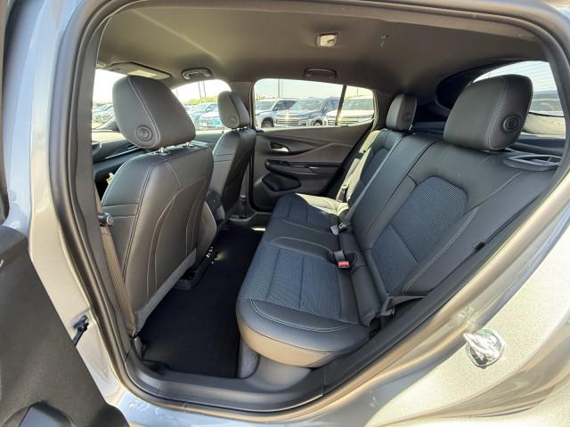 2026 Buick NV Preferred FWD
