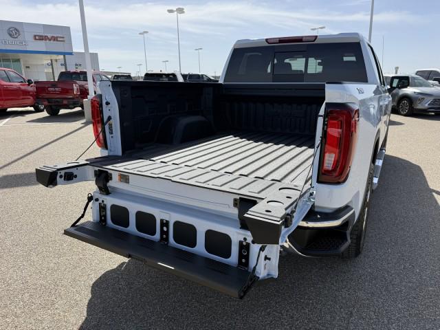 2026 GMC Sierra 1500 Crew Cab, Short Bed, SLT, 4WD