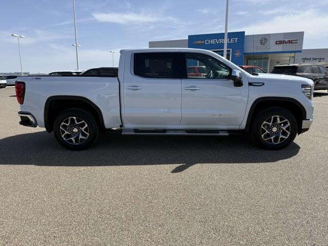 2026 GMC Sierra 1500 Crew Cab, Short Bed, SLT, 4WD