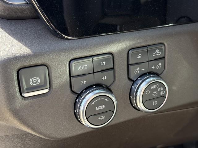 2026 GMC Sierra 1500 Crew Cab, Short Bed, SLT, 4WD