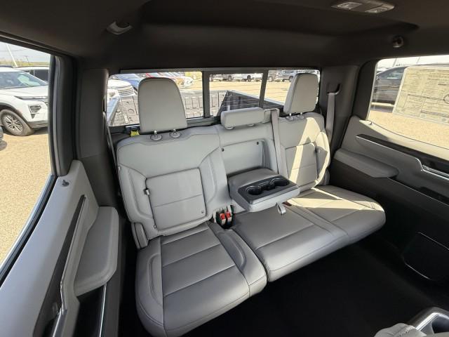 2026 GMC Sierra 1500 Crew Cab, Short Bed, SLT, 4WD