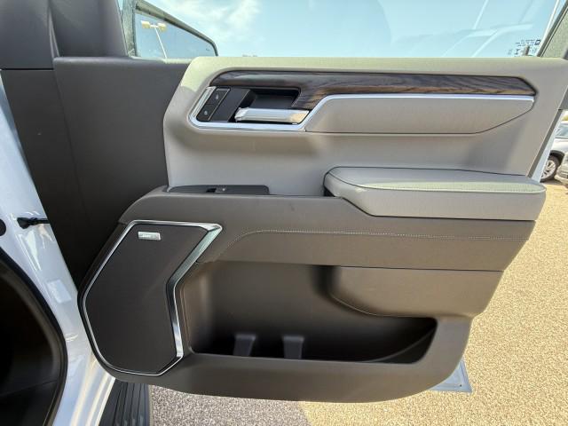 2026 GMC Sierra 1500 Crew Cab, Short Bed, SLT, 4WD