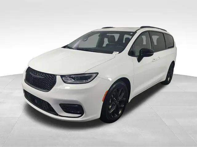 2025 Chrysler Pacifica Limited for sale in Schaumburg, IL