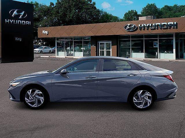2026 Hyundai Elantra Hybrid Limited