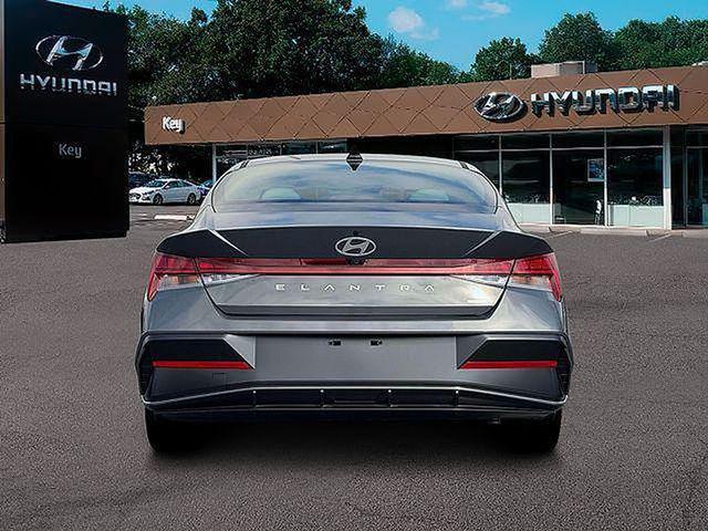 2026 Hyundai Elantra Hybrid Limited